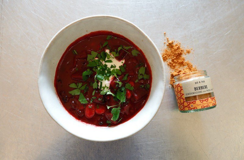 Bohneneintopf mit Rote Bete und Berbere