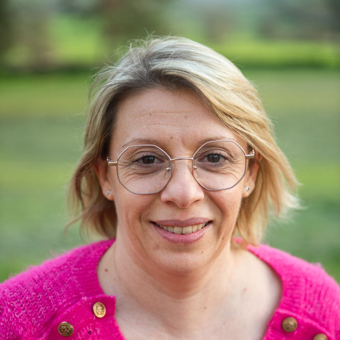 <strong>Séverine – Responsable Production France</strong>